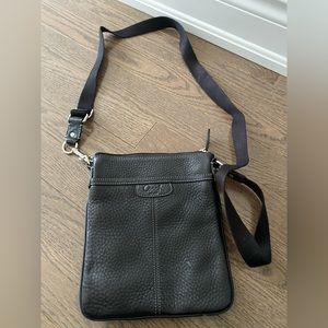 Coach carry/shoulder strap purse